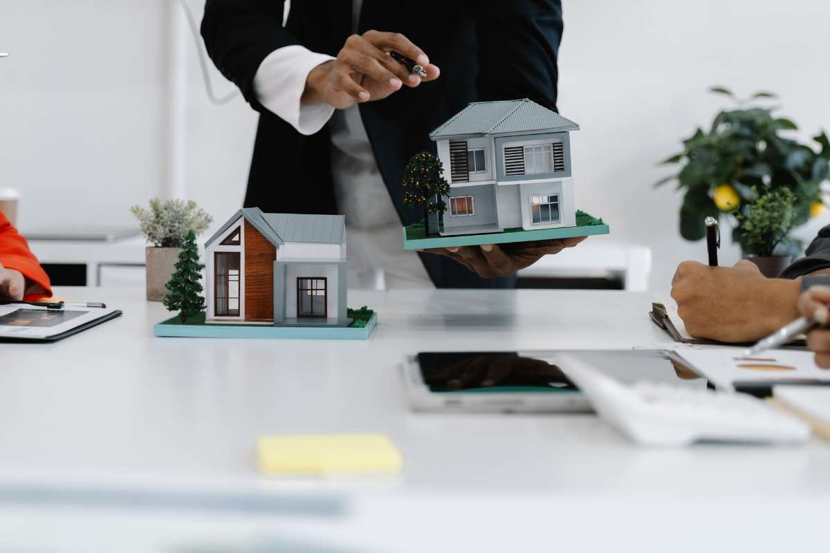 Top Questions to Ask Agents When Buying Canary Islands Property in 2025
