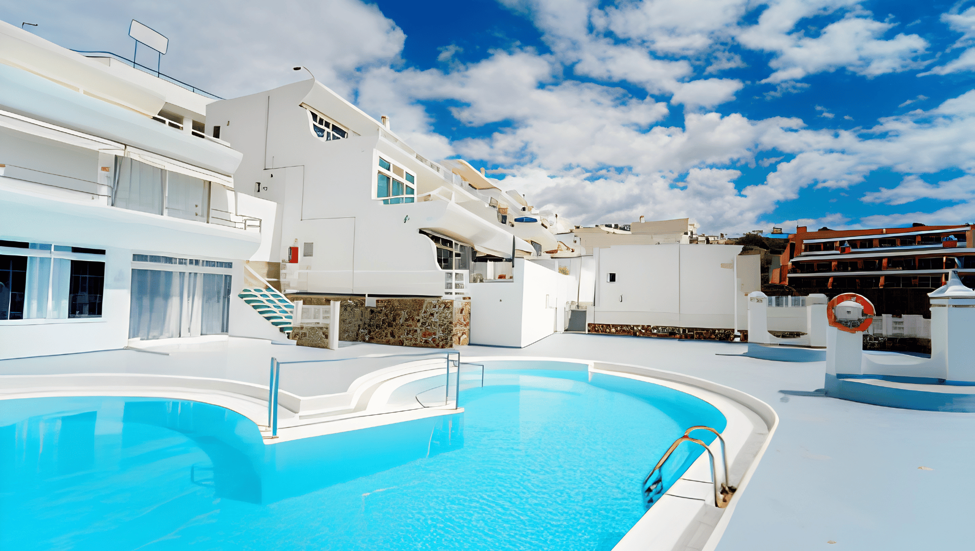 Gran Canaria Property Investment 2026: Taxes, Costs & Legal Risks Buyers Often Miss