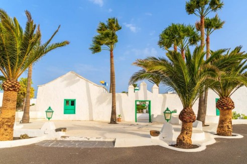 Navigating the Lucrative Real Estate Market in Lanzarote: Your Ultimate Guide to Buying Real estate in Lanzarote