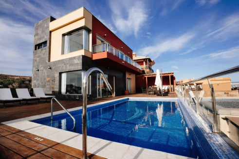 Which Canary Island is Best for Your Property Investment?