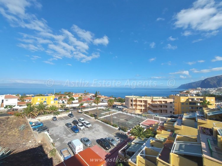 2 Bed  Flat / Apartment for Sale, Playa De La Arena, Santiago Del Teide, Tenerife - AZ-1306 12