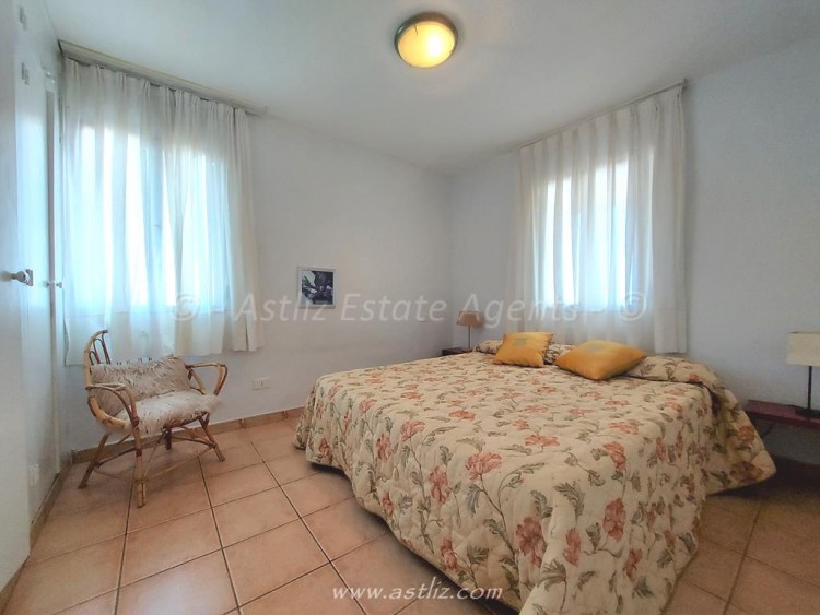 2 Bed  Flat / Apartment for Sale, Playa De La Arena, Santiago Del Teide, Tenerife - AZ-1306 14