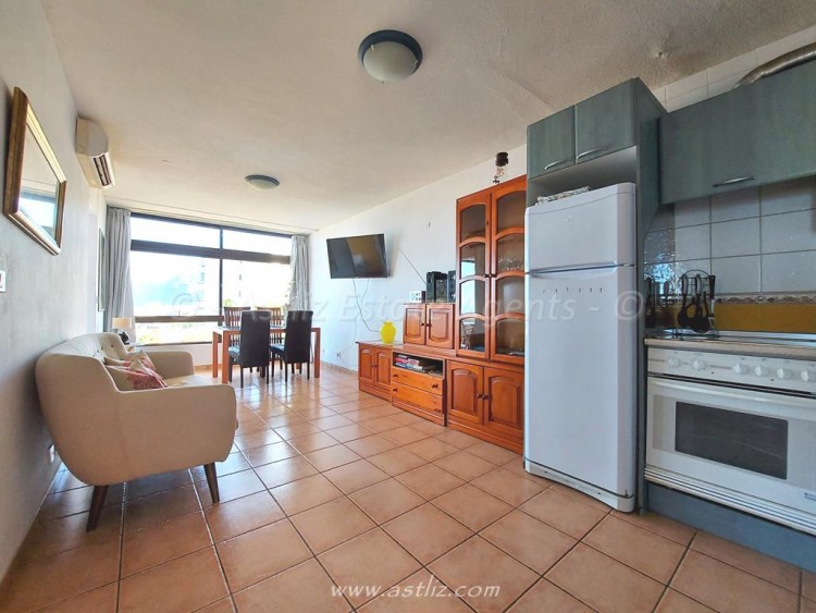 2 Bed  Flat / Apartment for Sale, Playa De La Arena, Santiago Del Teide, Tenerife - AZ-1306 17