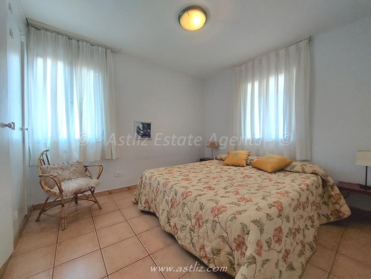 2 Bed  Flat / Apartment for Sale, Playa De La Arena, Santiago Del Teide, Tenerife - AZ-1306 2