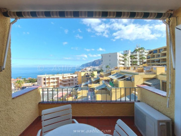2 Bed  Flat / Apartment for Sale, Playa De La Arena, Santiago Del Teide, Tenerife - AZ-1306
