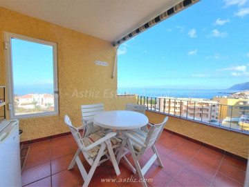 2 Bed  Flat / Apartment for Sale, Playa De La Arena, Santiago Del Teide, Tenerife - AZ-1306