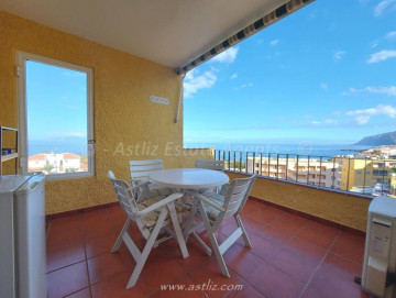 2 Bed  Flat / Apartment for Sale, Playa De La Arena, Santiago Del Teide, Tenerife - AZ-1306