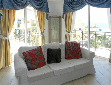 2 Bed  Flat / Apartment for Sale, Los Cristianos, Tenerife - PT-PW-116