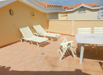 2 Bed  Flat / Apartment for Sale, Los Cristianos, Tenerife - PT-PW-116