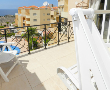 2 Bed  Flat / Apartment for Sale, Los Cristianos, Tenerife - PT-PW-116