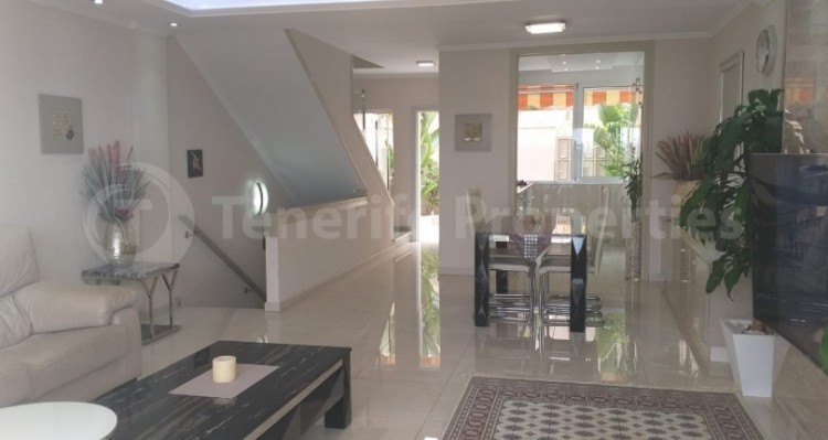2 Bed  Villa/House for Sale, Torviscas Alto, Tenerife - TP-14408 9