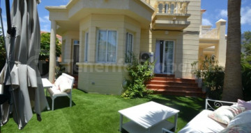 2 Bed  Flat / Apartment for Sale, Playa Fañabe, Tenerife - TP-14856