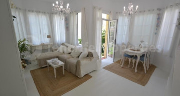 2 Bed  Flat / Apartment for Sale, Playa Fañabe, Tenerife - TP-14856