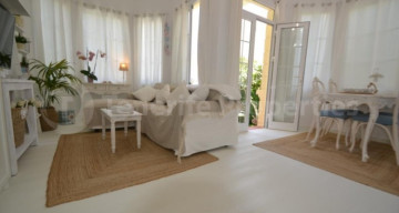 2 Bed  Flat / Apartment for Sale, Playa Fañabe, Tenerife - TP-14856