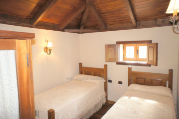 3 Bed  Villa/House for Sale, La Laguna, Tenerife - IC-VCH10422