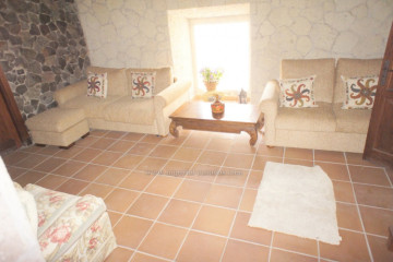 3 Bed  Villa/House for Sale, La Laguna, Tenerife - IC-VCH10422