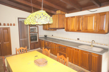 3 Bed  Villa/House for Sale, La Laguna, Tenerife - IC-VCH10422