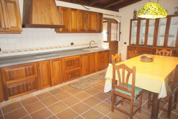 3 Bed  Villa/House for Sale, La Laguna, Tenerife - IC-VCH10422