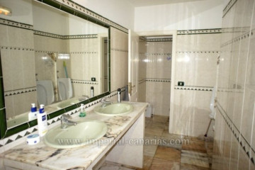  Commercial for Sale, Puerto de la Cruz, Tenerife - IC-VLO10006