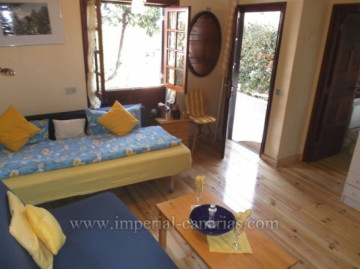  Flat / Apartment to Rent, Puerto de la Cruz, Tenerife - IC-AES9650