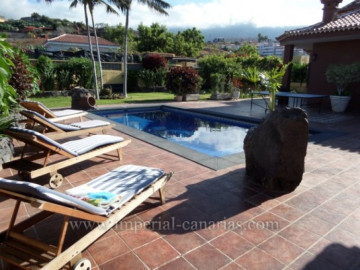 5 Bed  Villa/House for Sale, Puerto de la Cruz, Tenerife - IC-VCH9213
