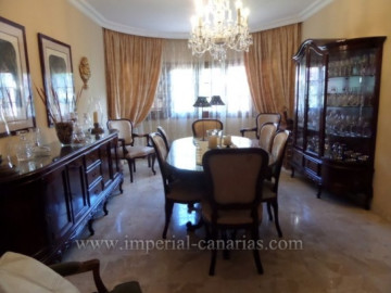 5 Bed  Villa/House for Sale, Puerto de la Cruz, Tenerife - IC-VCH9213