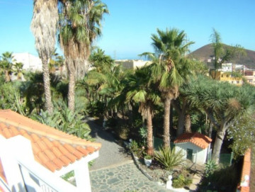 5 Bed  Villa/House for Sale, Los Realejos, Tenerife - IC-70483