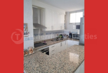2 Bed  Flat / Apartment for Sale, Callao Salvaje, Tenerife - TP-17391