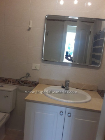 2 Bed  Flat / Apartment to Rent, Puerto de la Cruz, Tenerife - IC-API10695