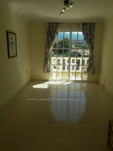 2 Bed  Flat / Apartment to Rent, Puerto de la Cruz, Tenerife - IC-API10695