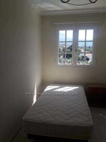 2 Bed  Flat / Apartment to Rent, Puerto de la Cruz, Tenerife - IC-API10695