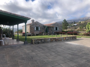2 Bed  Villa/House for Sale, La Concepcion Adeje, Tenerife - PT-PW-288