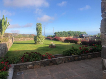 2 Bed  Villa/House for Sale, La Concepcion Adeje, Tenerife - PT-PW-288