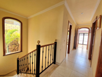 3 Bed  Villa/House for Sale, Playa del Duque, Adeje, Tenerife - MP-V0580-3