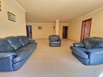 3 Bed  Villa/House for Sale, Playa del Duque, Adeje, Tenerife - MP-V0580-3