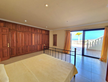 3 Bed  Villa/House for Sale, Playa del Duque, Adeje, Tenerife - MP-V0580-3