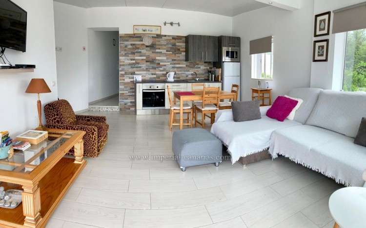 2 Bed  Villa/House to Rent, La Orotava, Tenerife - IC-ACH10764 2