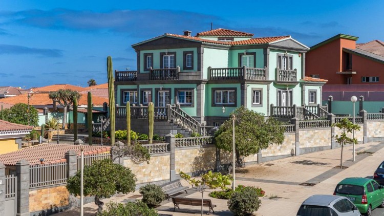 7 Bed  Villa/House for Sale, Telde, Las Palmas, The Canary Islands, Provincia de Las Palmas - CH-GMM175305 3