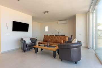 4 Bed  Villa/House for Sale, Playa de las Americas, Tenerife - PT-PW-340