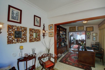 7 Bed  Villa/House for Sale, Tajuya, Los Llanos, La Palma - LP-L559