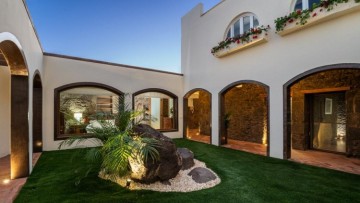 4 Bed  Villa/House for Sale, Agueimes, The Canary Islands, Provincia de Las Palmas - CH-GMM175350