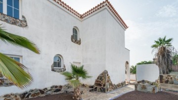 3 Bed  Villa/House for Sale, San Bartolome de Tirajana, Las Palmas, The Canary Islands, Provincia de Las Palmas - CH-GMM175341