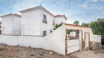 3 Bed  Villa/House for Sale, San Bartolome de Tirajana, Las Palmas, The Canary Islands, Provincia de Las Palmas - CH-GMM175341