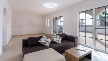 3 Bed  Villa/House for Sale, San Bartolome de Tirajana, Las Palmas, The Canary Islands, Provincia de Las Palmas - CH-GMM175341