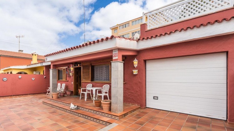 3 Bed  Villa/House for Sale, Telde, Las Palmas, The Canary Islands, Provincia de Las Palmas - CH-GMM175325 4