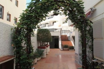  Commercial for Sale, Los Cristianos, Arona, Tenerife - MP-CO-279
