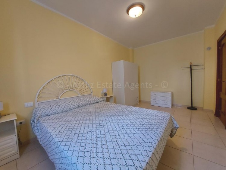 3 Bed  Flat / Apartment for Sale, Tamaimo, Tenerife - AZ-1526 2