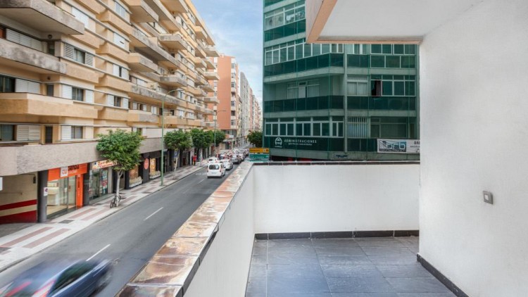 2 Bed  Flat / Apartment for Sale, Las Palmas, Gran Canaria, The Canary Islands, Provincia de Las Palmas - CH-GMM210016 2