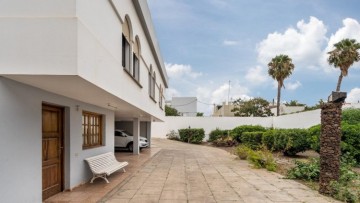 4 Bed  Villa/House for Sale, Las Palmas, Gran Canaria, The Canary Islands, Provincia de Las Palmas - CH-GMM210011