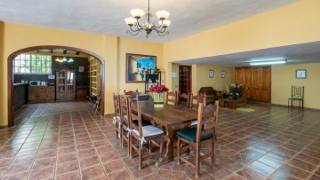 5 Bed  Villa/House for Sale, San Miguel De Abona (city), The Canary Islands, Tenerife, Canary Islands - CH-GMM210008